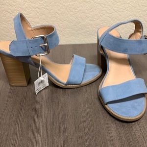 Blue heeled sandal
